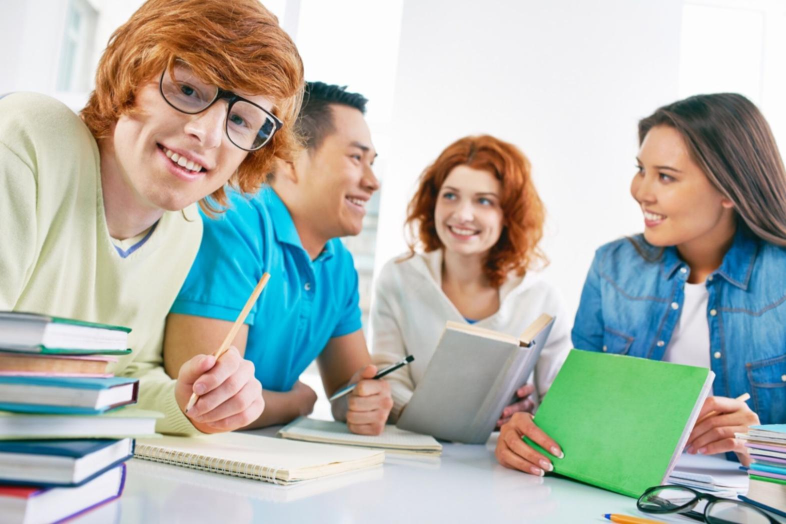 Geschäftspräsentation mit klaren Grafiken